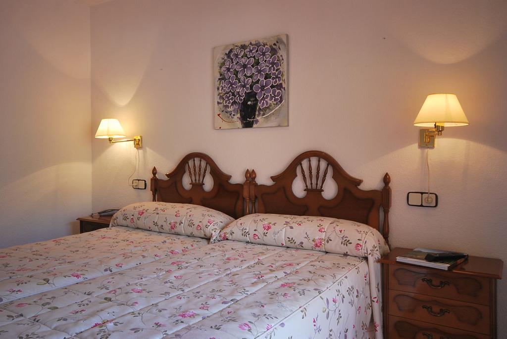 Hotel Principado De Europa อาเรนัส เด กาบราเลส ห้อง รูปภาพ