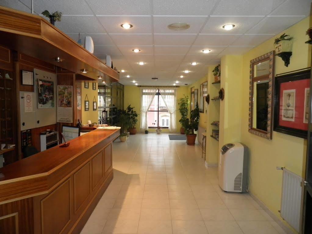 Hotel Principado De Europa อาเรนัส เด กาบราเลส ภายนอก รูปภาพ