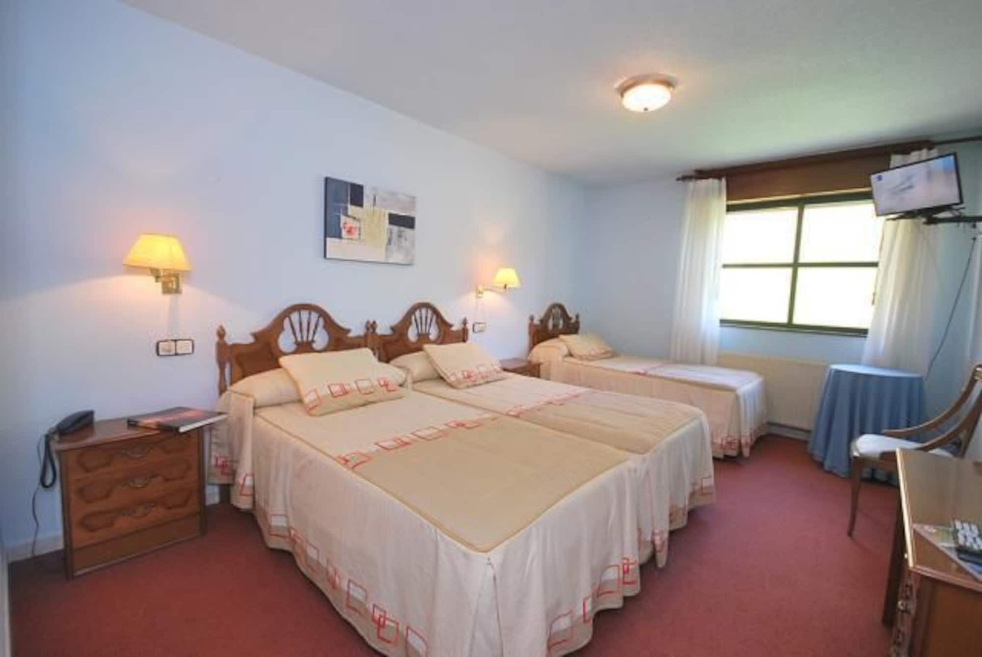 Hotel Principado De Europa อาเรนัส เด กาบราเลส ภายนอก รูปภาพ